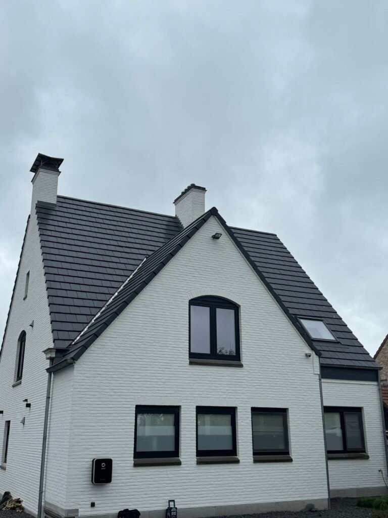 Vernieuwing pannendak te Kruibeke | MC Construct
